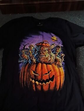 Cavity Colors Limited Edition Ernest Scared Stupid Size Medium T Shirts
